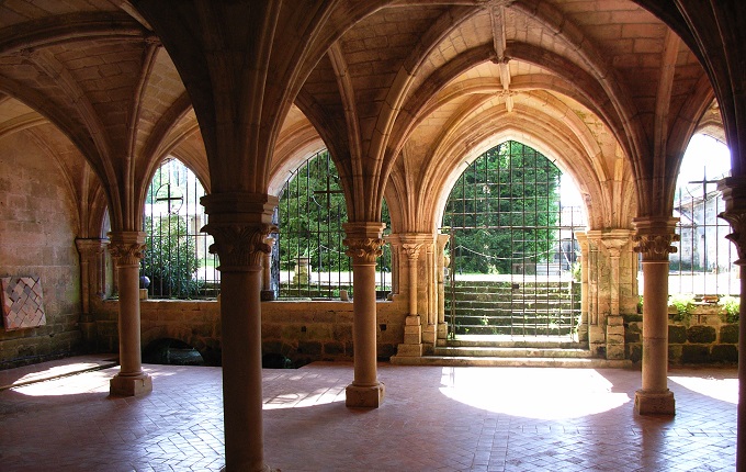 The chapter room of the Abbey of Fontdouce built at the XIIIth century is situated near the Adventure Park of Fontdouce